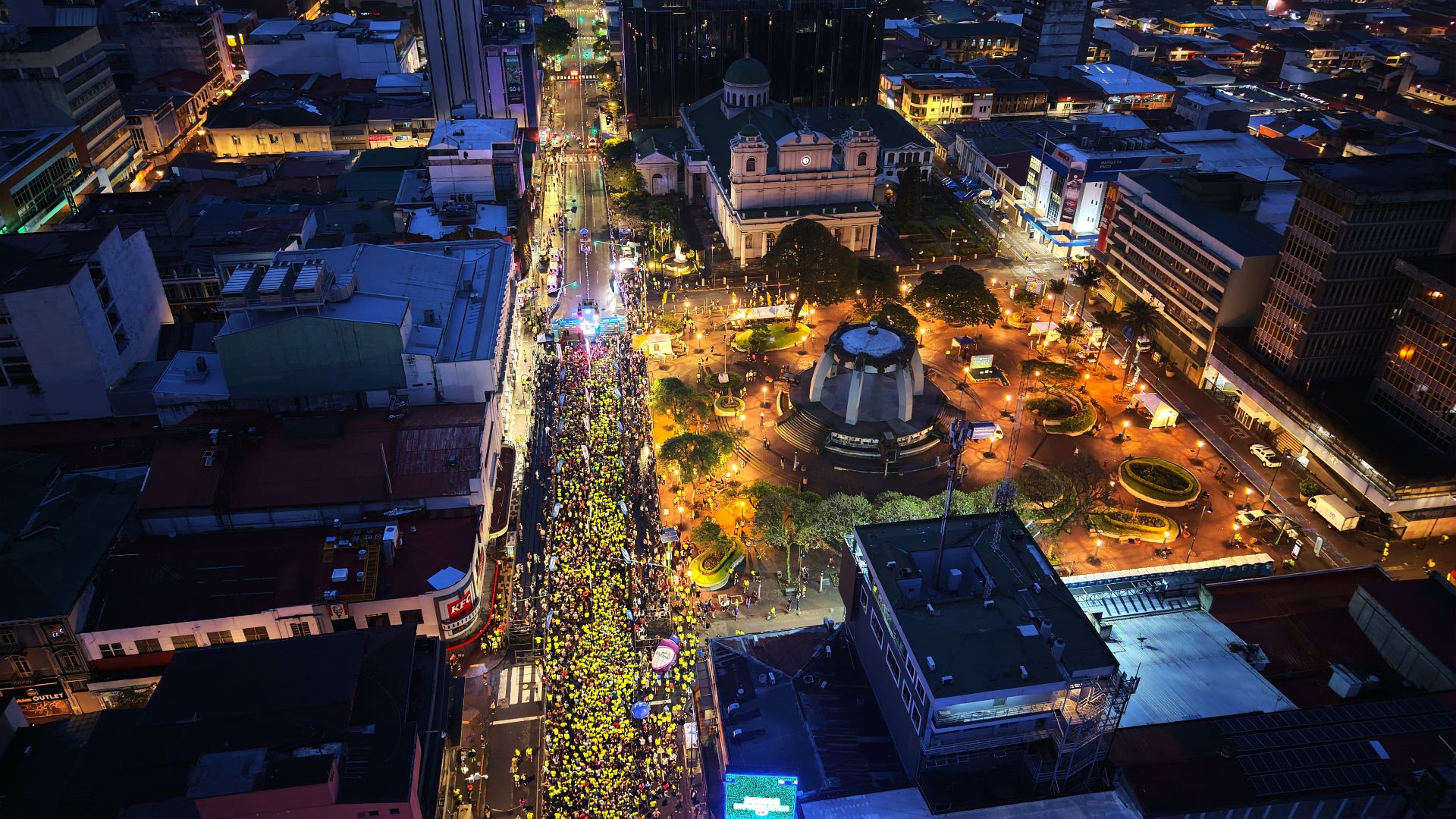 Maratón de San José 2026 celebró su octava edición con 5.000 atletas de más de 25 países​